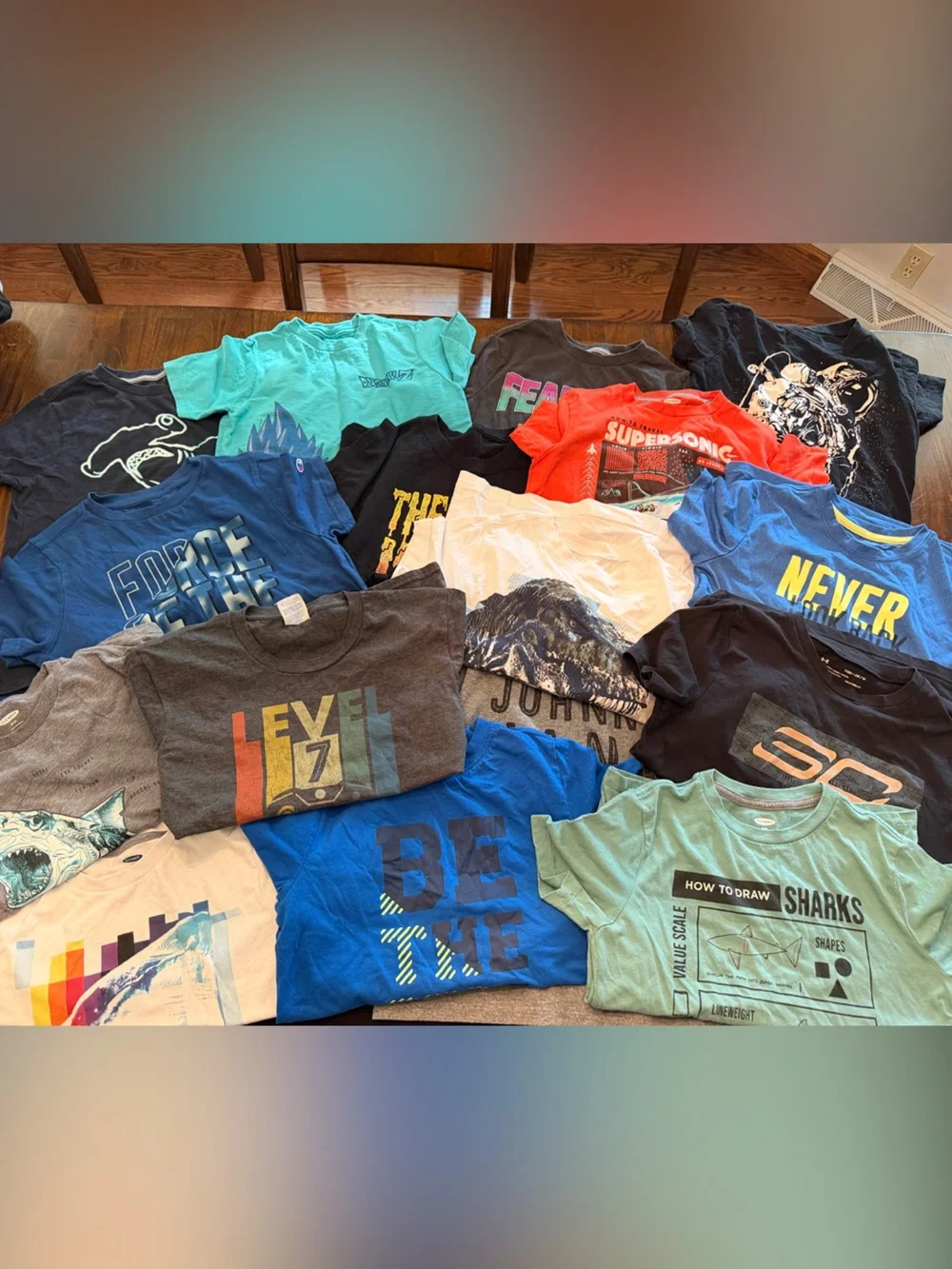 18 Assorted Boys' Graphic Tees - Old Navy, Under Armor, Xersion, Size Med/8-10
